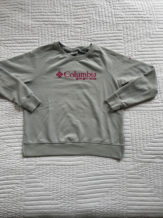 Columbia Tops - Columbia PFG Light Sage Green Crewneck Sweatshirt with Berry Logo